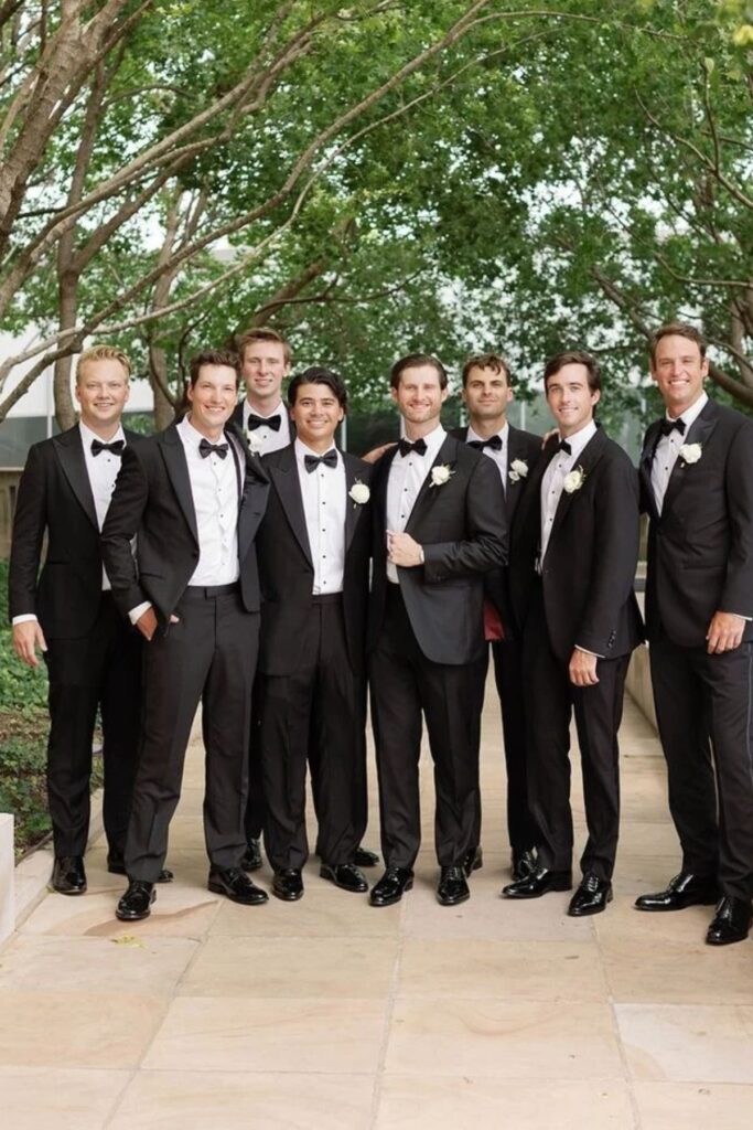 grooms