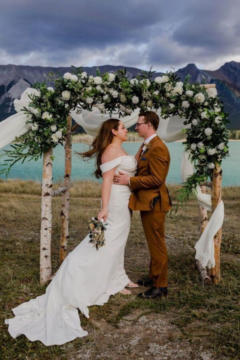 a wedding disrupted by wind